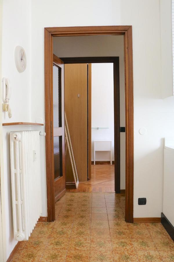 S. Ambrogio Cozy Apartment Milan Luaran gambar